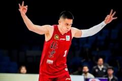 陳盈駿全場8分4板8助1斷正負值+8展現(xiàn)全面表現(xiàn)