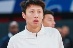 廣廈末節(jié)僅得9分，全隊(duì)僅一記運(yùn)動(dòng)戰(zhàn)進(jìn)球！