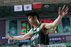 趙探長(zhǎng)：林葳、偰李永煒、于米提將出席今年阿迪達(dá)斯歐洲訓(xùn)練營(yíng)