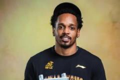 楊毅解析男籃歸化政策：中國不接受雙國籍，美國球員退籍難度高