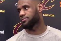 罕見暴怒！內(nèi)馬爾禁區(qū)內(nèi)要地面球但隊(duì)友給傳了高球，現(xiàn)場暴怒發(fā)火