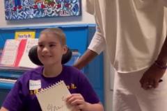 優(yōu)質(zhì)偶像！SGA今日造訪了多倫多的兒童醫(yī)院，與孩子們互動！