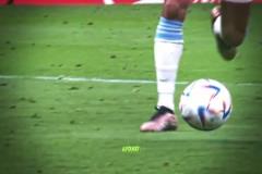 上帝視角！梅西這腳傳球，游戲中都未必能復制出來！