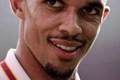 即將HWG？羅馬諾：皇馬已將合同發(fā)送給阿諾德，即將簽約