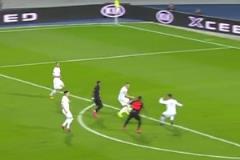 空?qǐng)鱿碌乃囆g(shù)！伊哈洛歐聯(lián)杯神作：紅魔短租前鋒的巔峰綻放