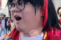 球迷COS哪吒為國(guó)足加油：我命由我不由天，給我破?。?！