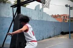 絕對(duì)人才！模仿帝陳挑戰(zhàn)爆笑模仿公牛12秒9分逆轉(zhuǎn)湖人