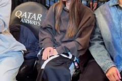 鄧紫棋現(xiàn)場(chǎng)觀看快船和籃網(wǎng)隊(duì)比賽，明天世界巡回演唱會(huì)紐約站開(kāi)唱