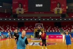 華子：氣質(zhì)這塊 說不上來 就是有點隨偶像