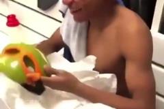 好像我才是那個禮物？姆巴佩：到底是誰過生日？