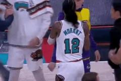 詹姆斯熊抱小皮蓬：當(dāng)初是哈姆不讓你上的，下次打我們別這么狠了