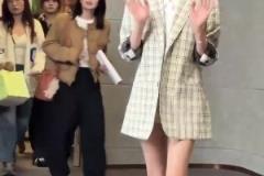 尤文球迷心中的女神，美女演員陳都靈這大長腿