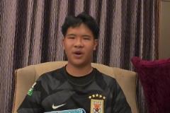 去年沒有見到王大雷的梅州小門將，今年終于見到了他的偶像