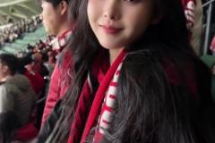 從工體成功帶走1分，成都球迷小姐姐的喜悅寫在臉上