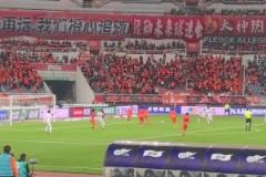 現(xiàn)場球迷實拍泰山丟第2球：都在舉手，都在愣著 ？