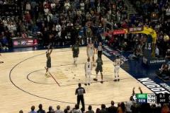 他還在努力！最后僅剩0.1秒，約基奇仍試圖將球拍到前場！