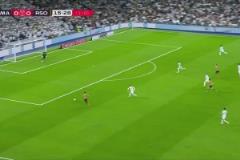 太輕松了！皇社前鋒巴雷內切亞單刀破門，皇馬總比分1-1被扳平！