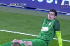 對面門將：誰說他禁區(qū)外沒有威脅的？