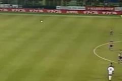 拉都拉不?。“⒌吕飦喼Z帕爾馬時期的推土機式破門