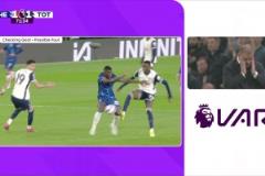 紅牌動(dòng)作！薩爾斷球遠(yuǎn)射破門(mén)！VAR判定薩爾蹬踏犯規(guī)進(jìn)球取消+染黃