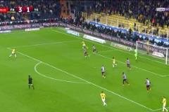 真強(qiáng)?。∷箍ń麉^(qū)外凌空落葉斬破門，費(fèi)內(nèi)巴切4-1特拉布宗