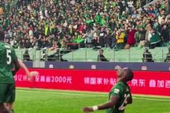 恭喜！北京國安主場第900球來自于工體之王法比奧
