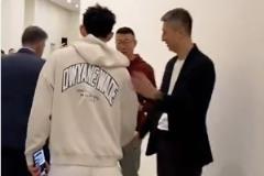 重新召回？郭士強(qiáng)曾觀戰(zhàn)同曦新疆G1 并在球員通道和林葳打招呼