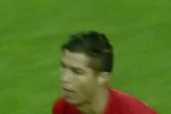 誰(shuí)是足球史上最偉大的7號(hào)？詹?。何业拇鸢甘牵珻羅！