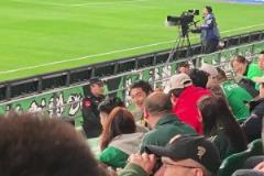 國安球迷還記得他嗎？網(wǎng)友實拍：前國安大將在工體看比賽