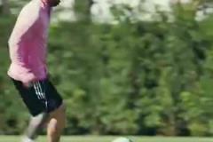 能否如愿？梅西接近續(xù)約，邁阿密籌劃與巴薩友誼賽為其告別！