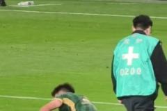 現(xiàn)場的申花球迷：浙江隊球員多次上演醫(yī)學奇跡