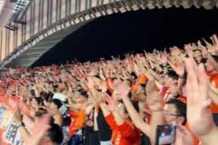 干死國(guó)安！泰山球迷賽后為球隊(duì)下場(chǎng)戰(zhàn)國(guó)安加油打氣