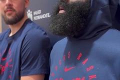 各種蜜汁操作！暫停時(shí)候，希爾德被庫(kù)里和巴特勒左右夾擊輪番教育