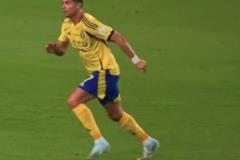 他真的太拼了！傷停補(bǔ)時(shí)第12分鐘，C羅搶斷后還在咬牙沖刺