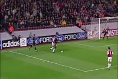 海布里之王！亨利的技術(shù)和身體也同樣是一流！