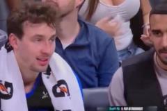 論球場視野，還得看小瓦格納……誒~剛剛小瓦說的什么來著