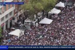 太恐怖了！馬德里市中心已被皇馬球迷完全占領(lǐng)，只待大逆轉(zhuǎn)