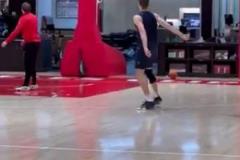 馬上算賬了！常規(guī)賽彪哥和華子互相推搡