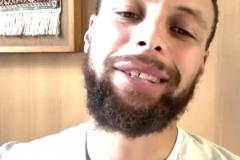 庫里恭喜弟弟三分命中率聯(lián)盟第一：無愧庫里之名 我準備要超你了