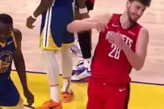 外網(wǎng)球迷：你沒有看到C羅在曼聯(lián)除了進球以外的貢獻！