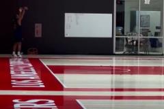 ?。啃】í氉杂柧毜幕@筐上又加了一圈斜筐