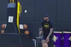 常駐技能包！詹姆斯苦練翻身跳投，備戰(zhàn)季后賽