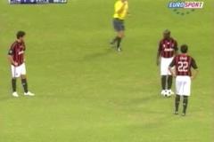 西多夫做球，卡卡架炮！當(dāng)年金童帕托的待遇也是沒誰了！