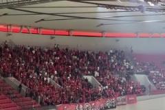 成都球迷在海港客場(chǎng)學(xué)著申花球迷唱“漢堡歌”