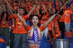 為云南玉昆而戰(zhàn)！云南美女球迷能讓你成為云南玉昆的球迷嗎