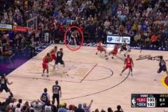 慘遭無(wú)視！掘金兩次絕平失敗，威少都處于大空位