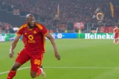 當(dāng)你有體重的時(shí)候，過(guò)人也可以像盧卡庫(kù)一樣變得簡(jiǎn)單有效