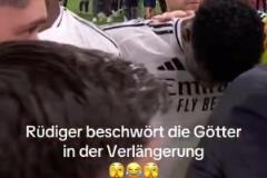 安帥布置戰(zhàn)術(shù)，呂迪格這是什么表情