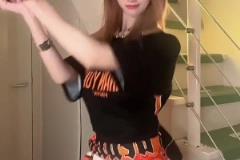 這身材是有料啊，云南玉昆女球迷的質量都這么高啊