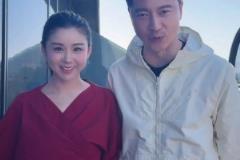 錘王來襲！演員王雷攜手愛妻李小萌為大連英博加油助威